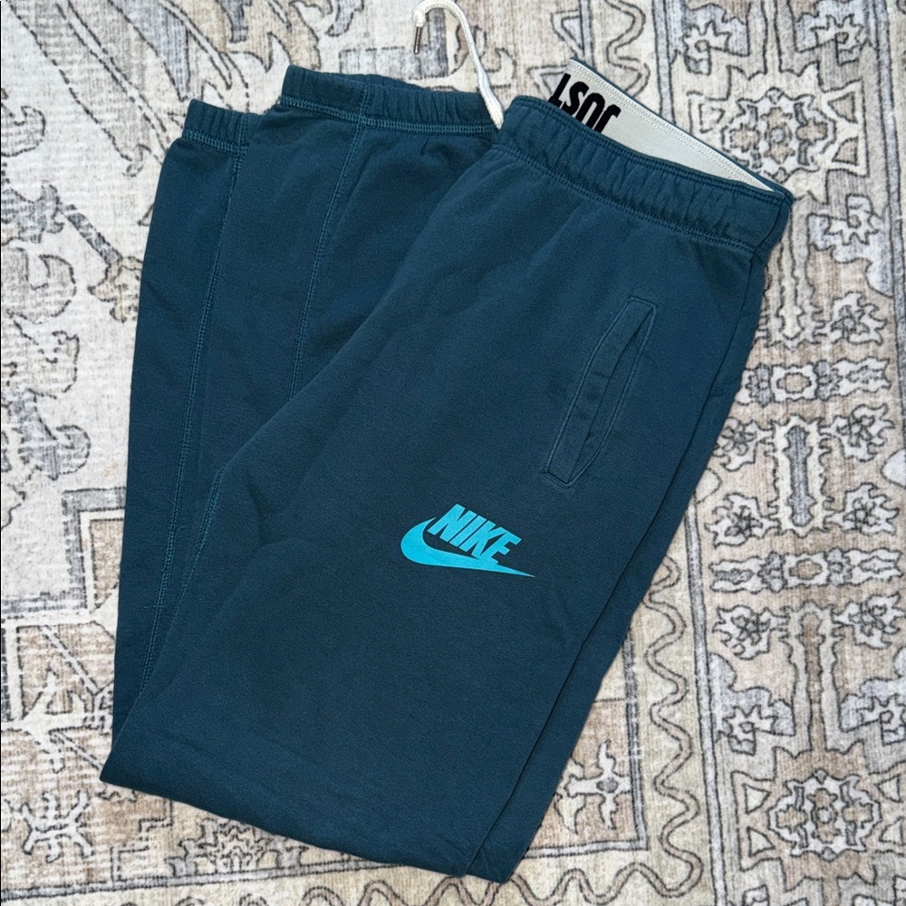 Nike Gently Used Full Length Sweats